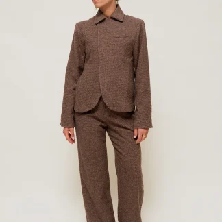 AMORIAH - Pantalon Coupe Large en Chevron Marron à Pinces